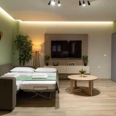 Stylishly Decorated House - Free Private Parking! Apartment Heraklion  Bagian luar foto